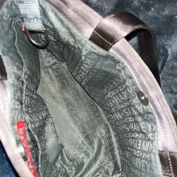 Harvey’s Seatbelt Bag Medium Sized Chocolate Woven Tote - Picture 15 of 15